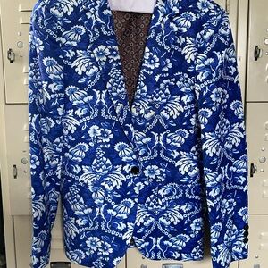 Floral Blue and White 2-Piece Suit